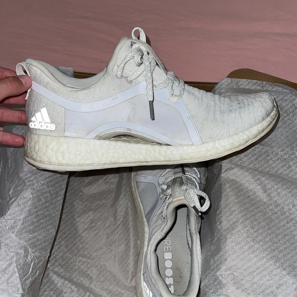 Women’s Ultraboost 19